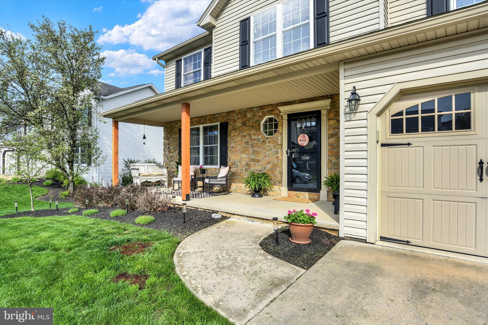 HUNTERS RUN - Residential