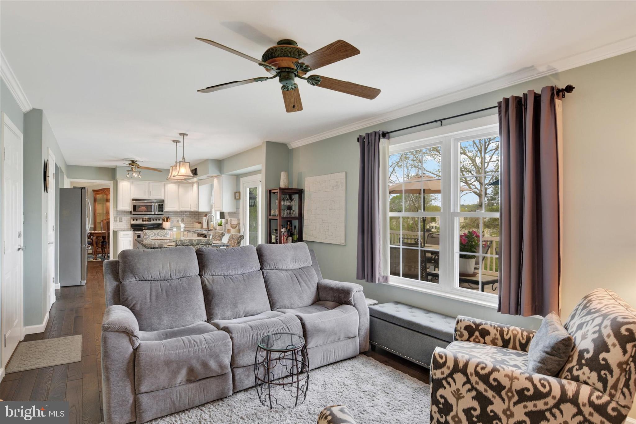 HUNTERS RUN - Residential