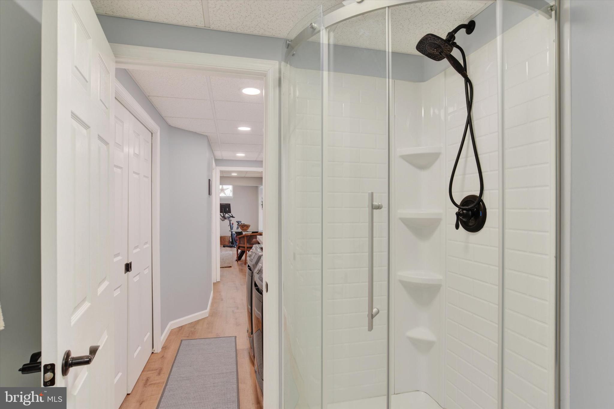 HUNTERS RUN - Residential