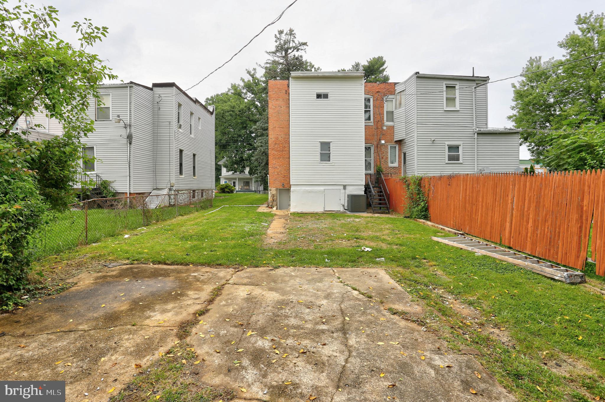 FOREST PARK - Residential