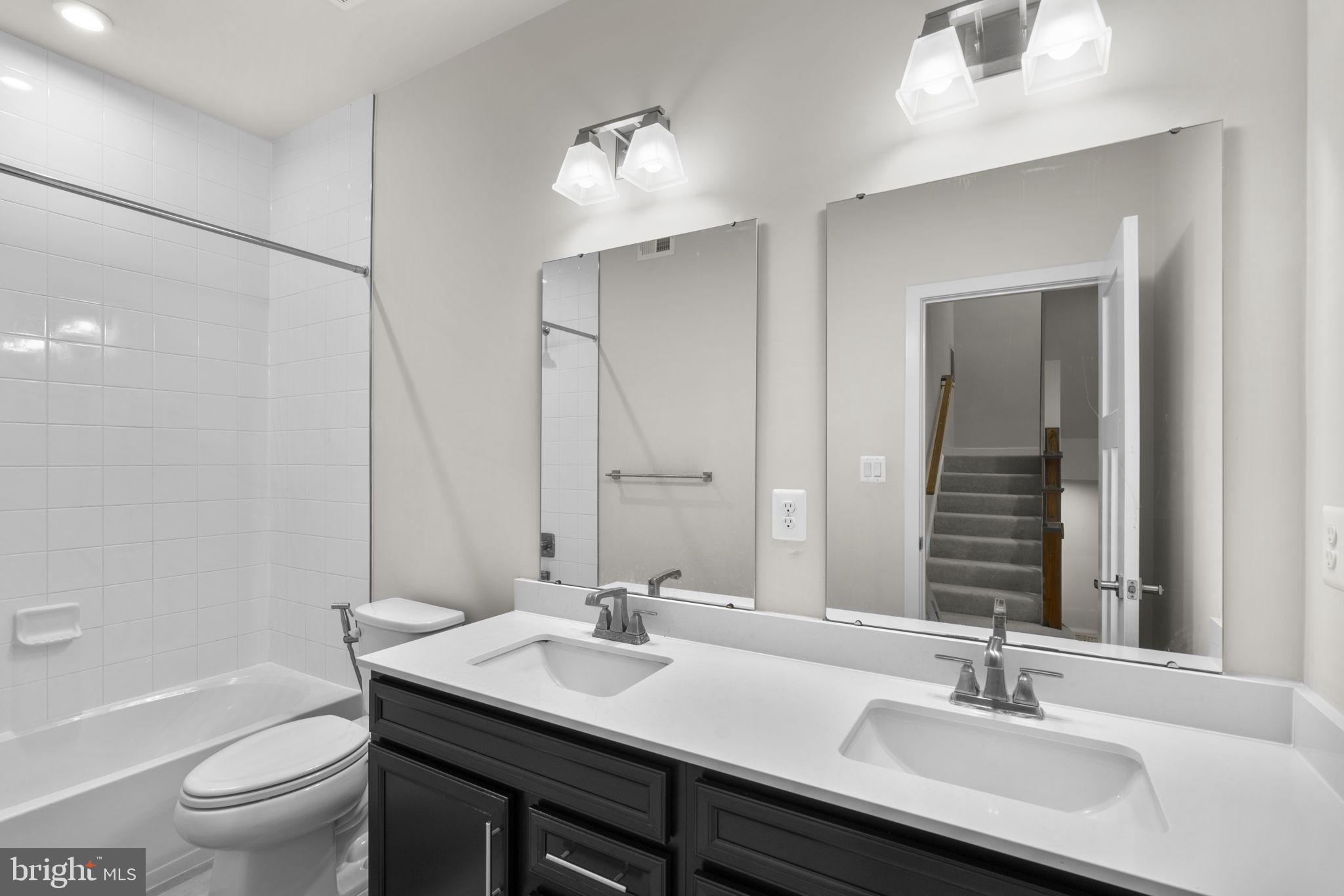 GREENLEIGH AT CROSSROADS - Residential