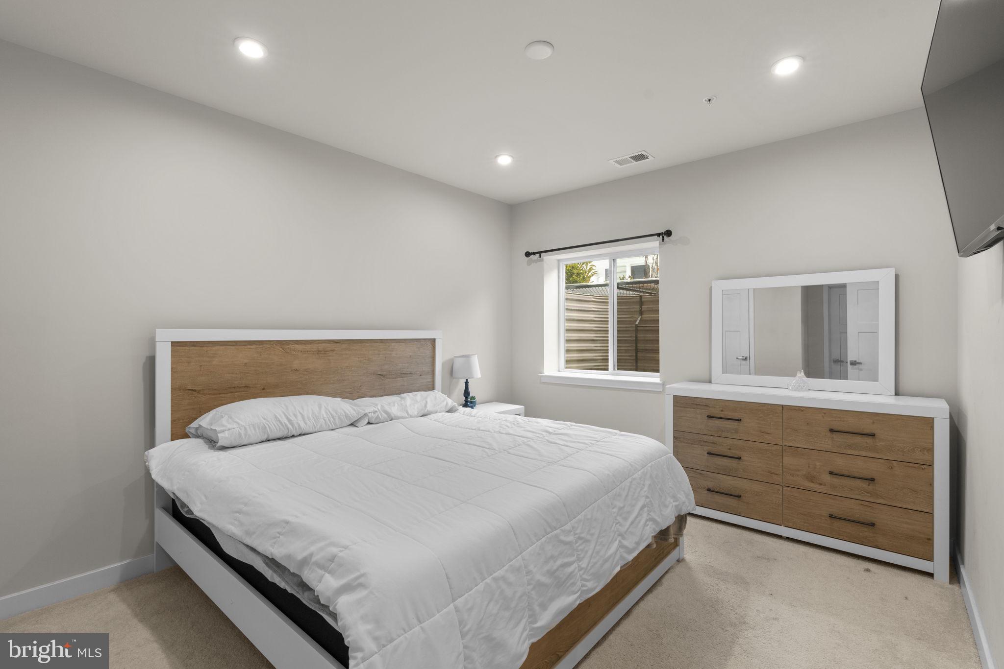 GREENLEIGH AT CROSSROADS - Residential