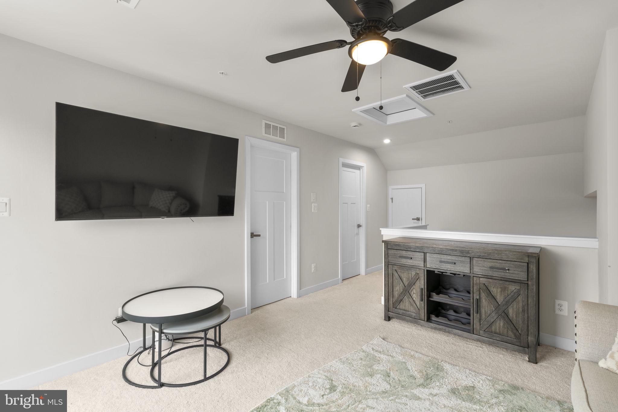 GREENLEIGH AT CROSSROADS - Residential