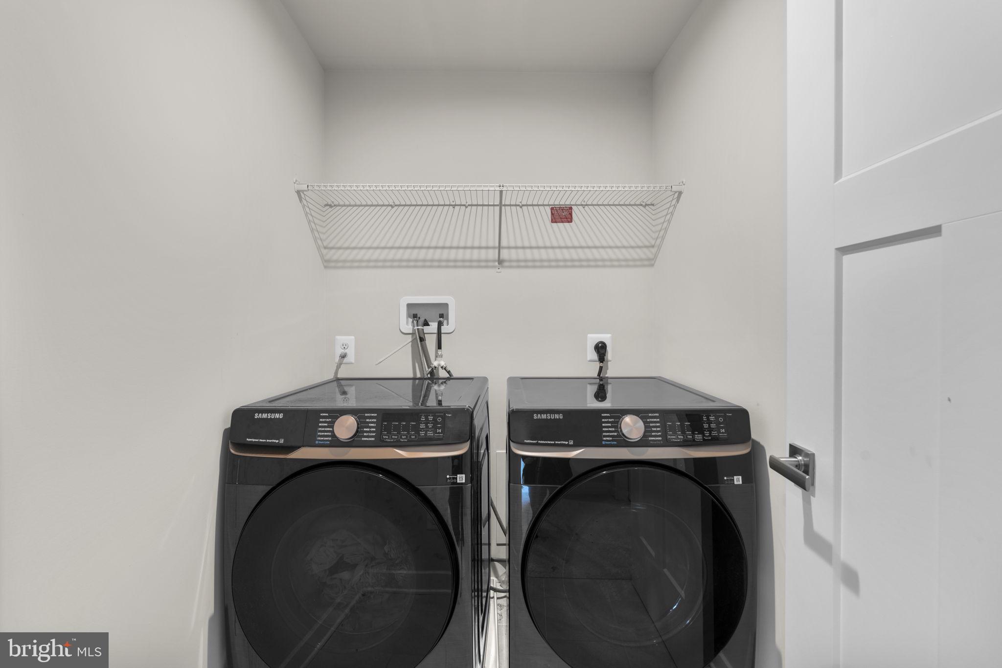 GREENLEIGH AT CROSSROADS - Residential