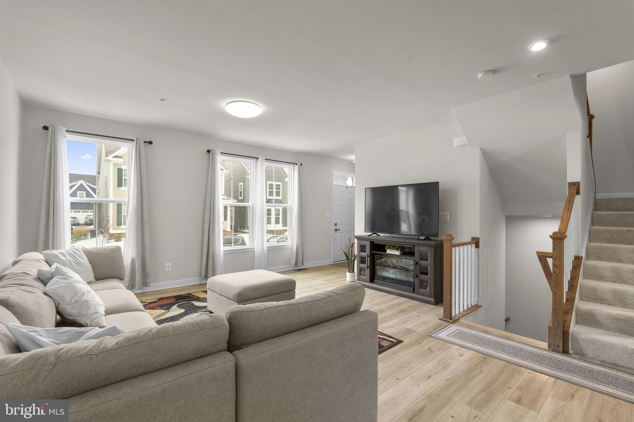 GREENLEIGH AT CROSSROADS - Residential