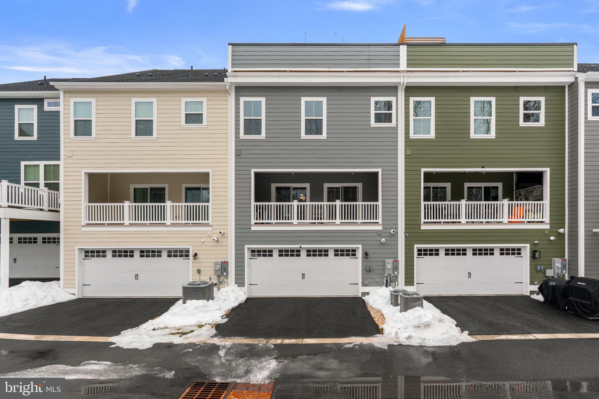 GREENLEIGH AT CROSSROADS - Residential