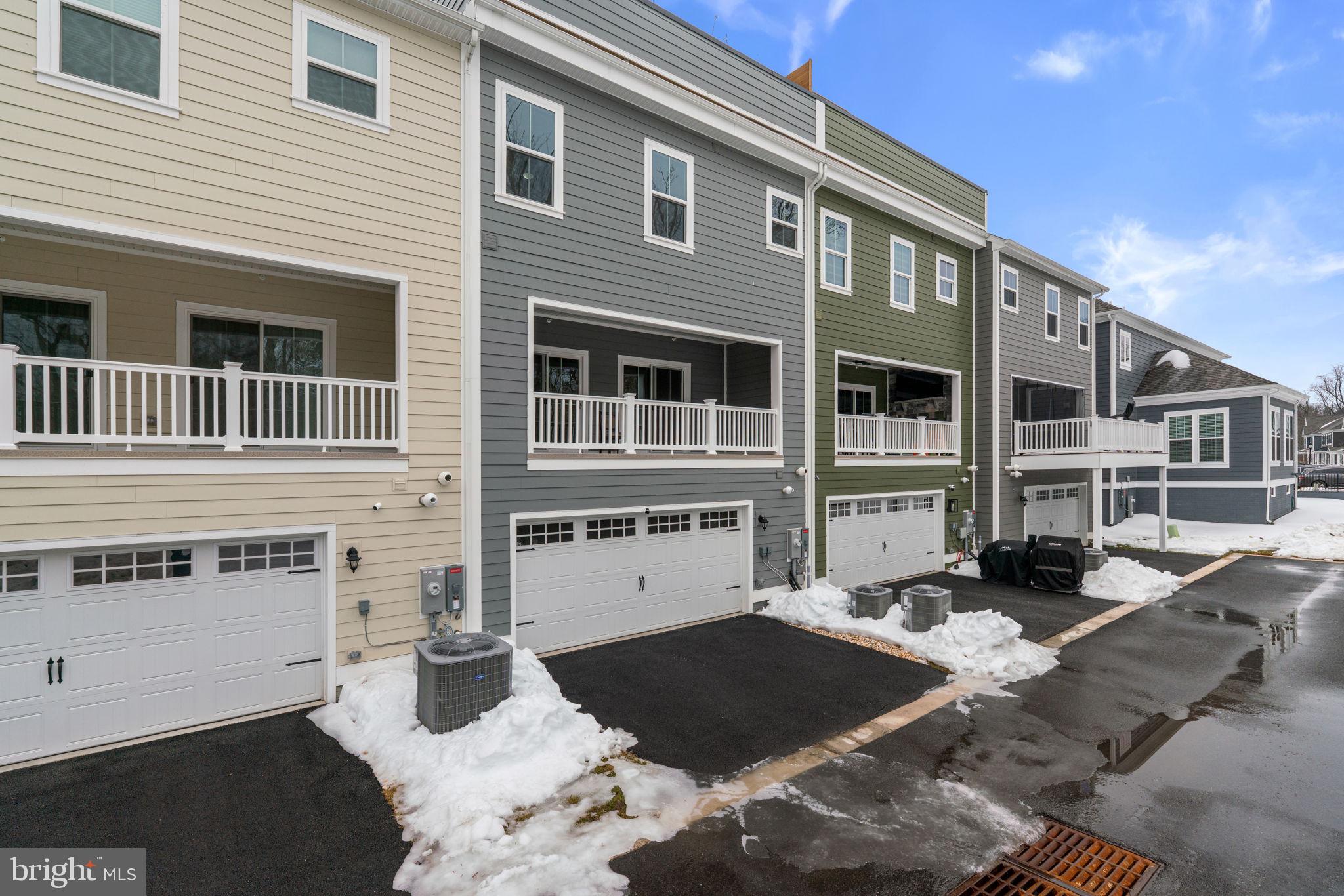 GREENLEIGH AT CROSSROADS - Residential