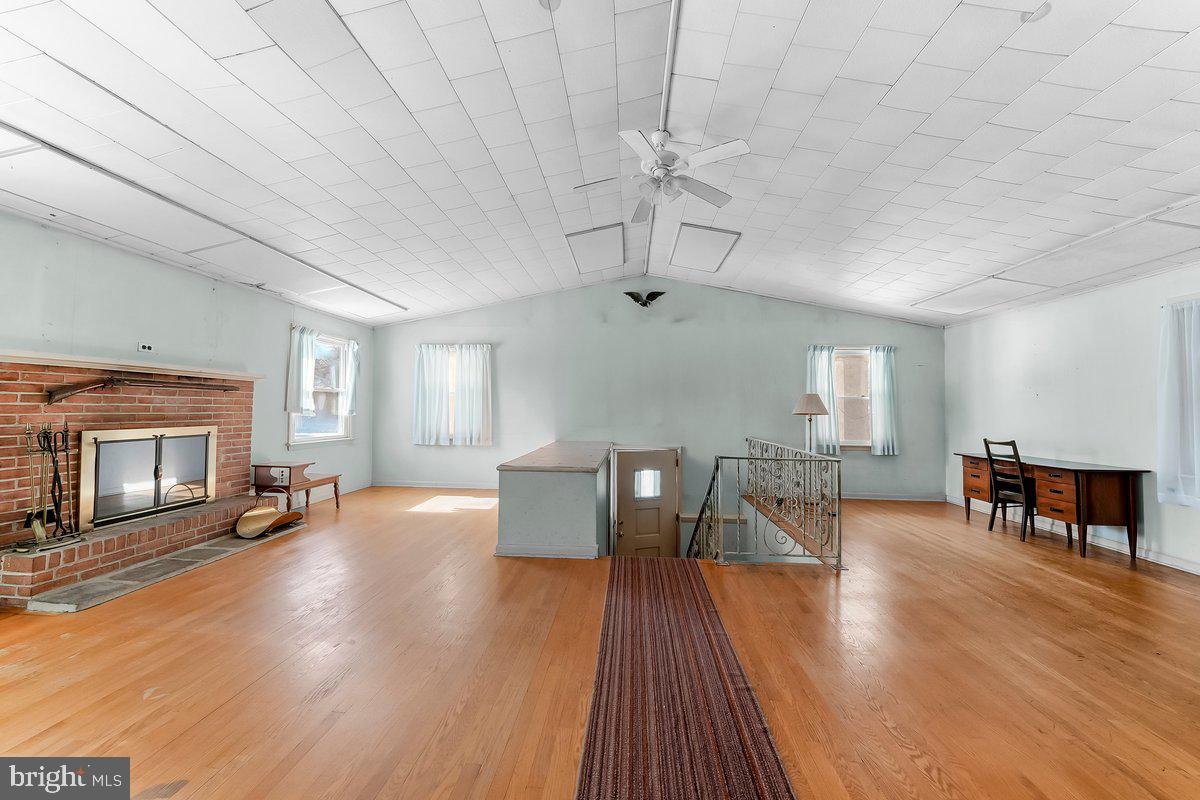 SPRINGFIELD - Residential