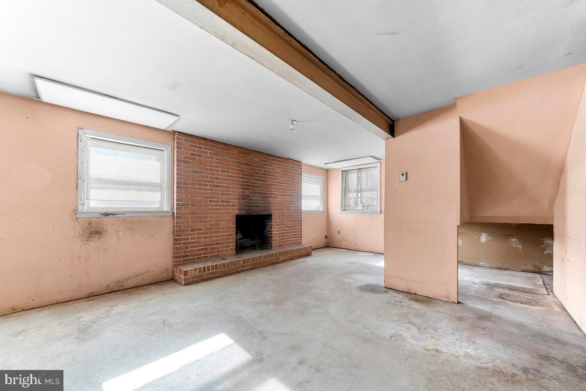 SPRINGFIELD - Residential