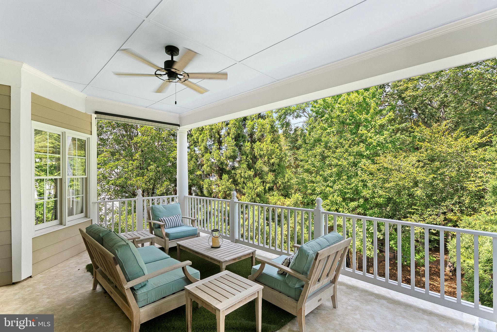 LANSDOWNE ON THE POTOMAC - Residential