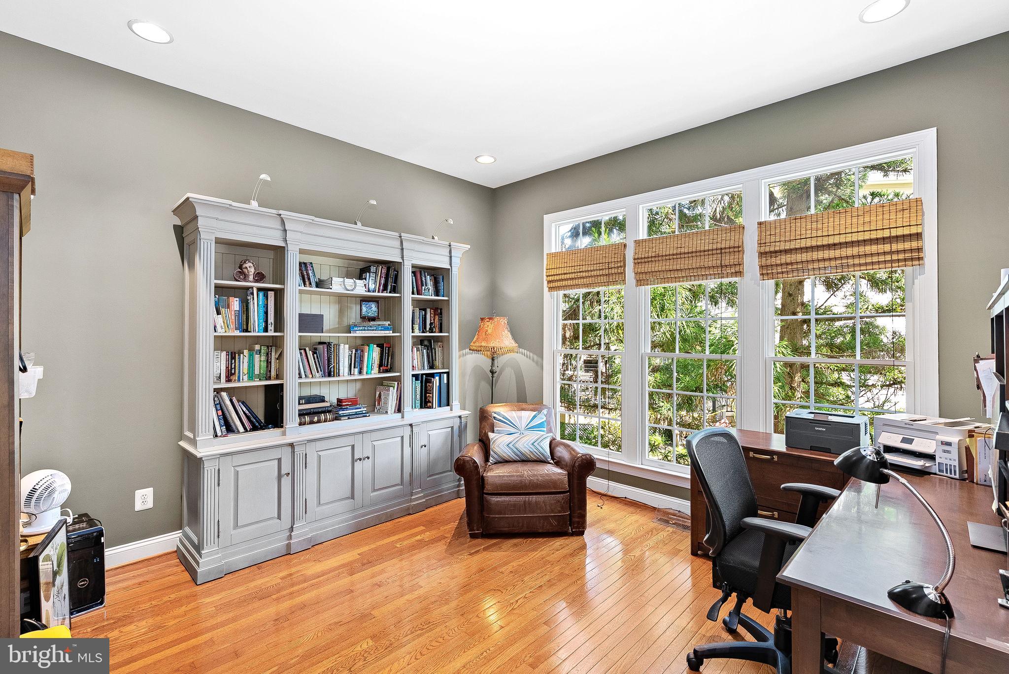 LANSDOWNE ON THE POTOMAC - Residential