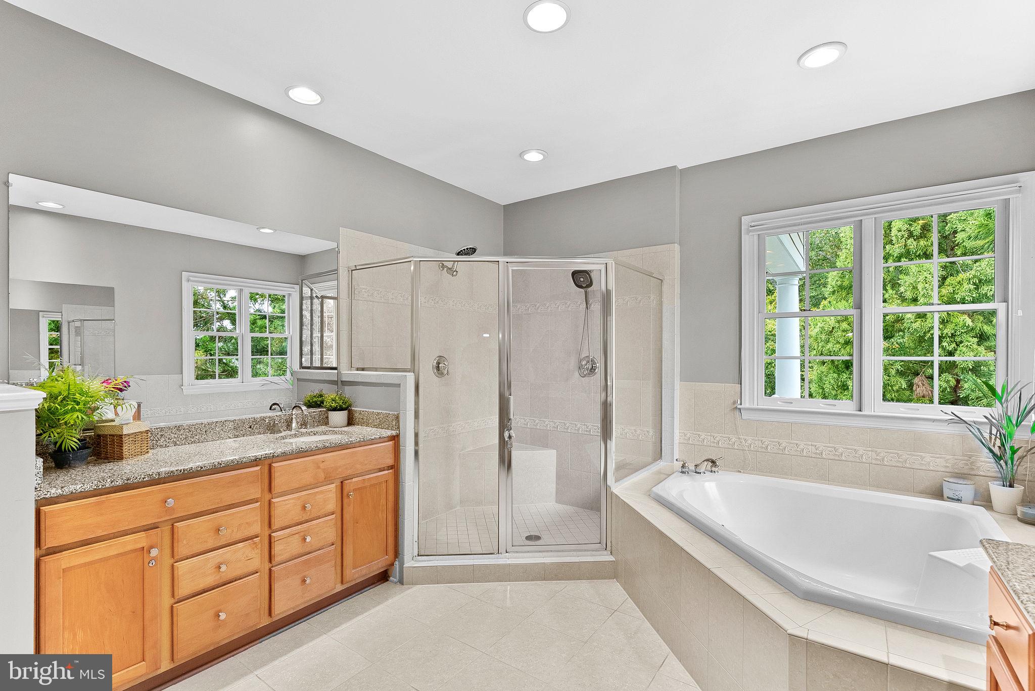 LANSDOWNE ON THE POTOMAC - Residential