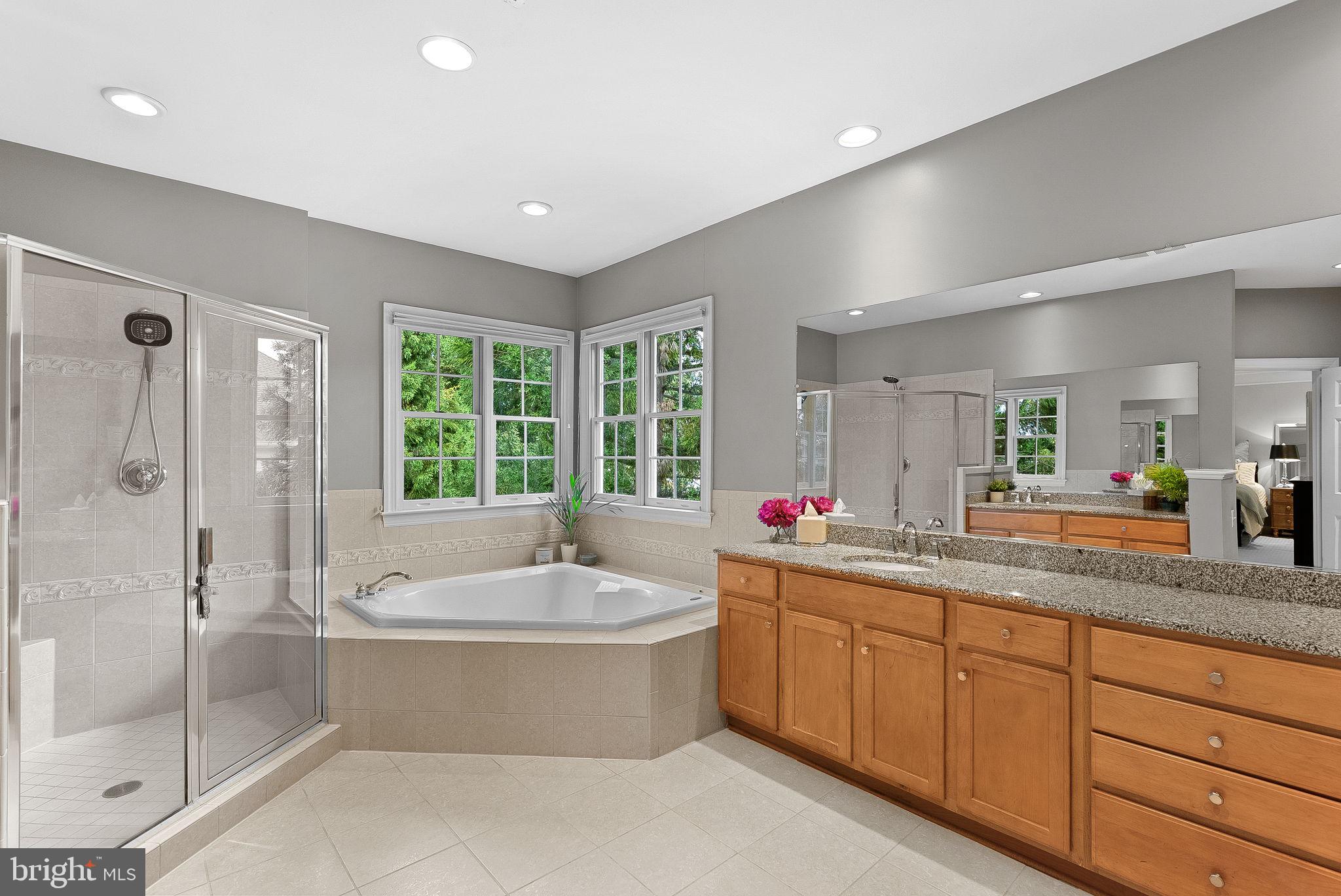 LANSDOWNE ON THE POTOMAC - Residential