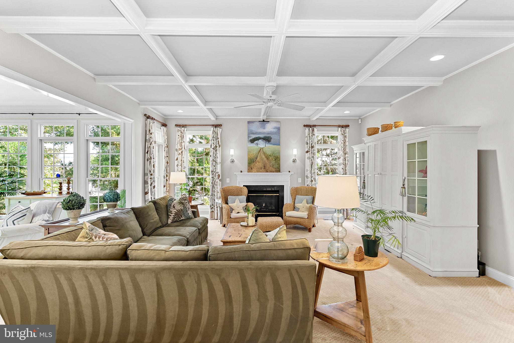 LANSDOWNE ON THE POTOMAC - Residential