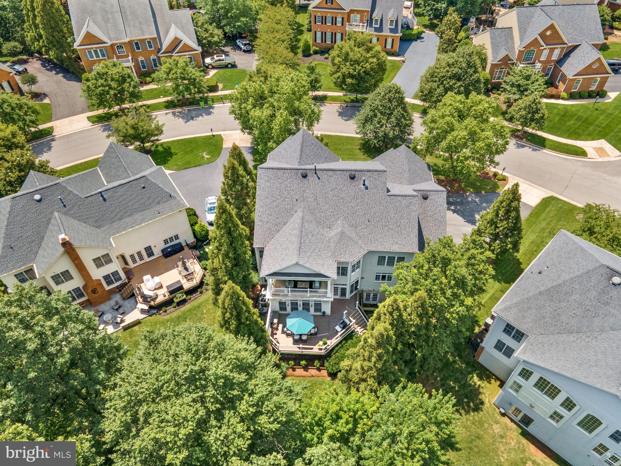 LANSDOWNE ON THE POTOMAC - Residential