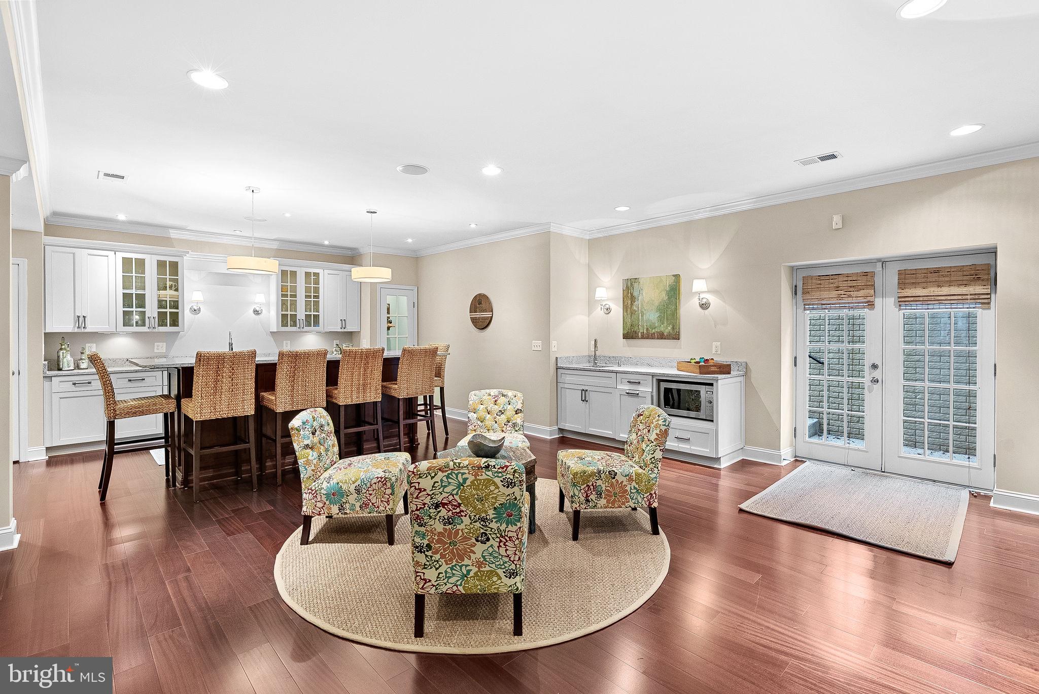 LANSDOWNE ON THE POTOMAC - Residential