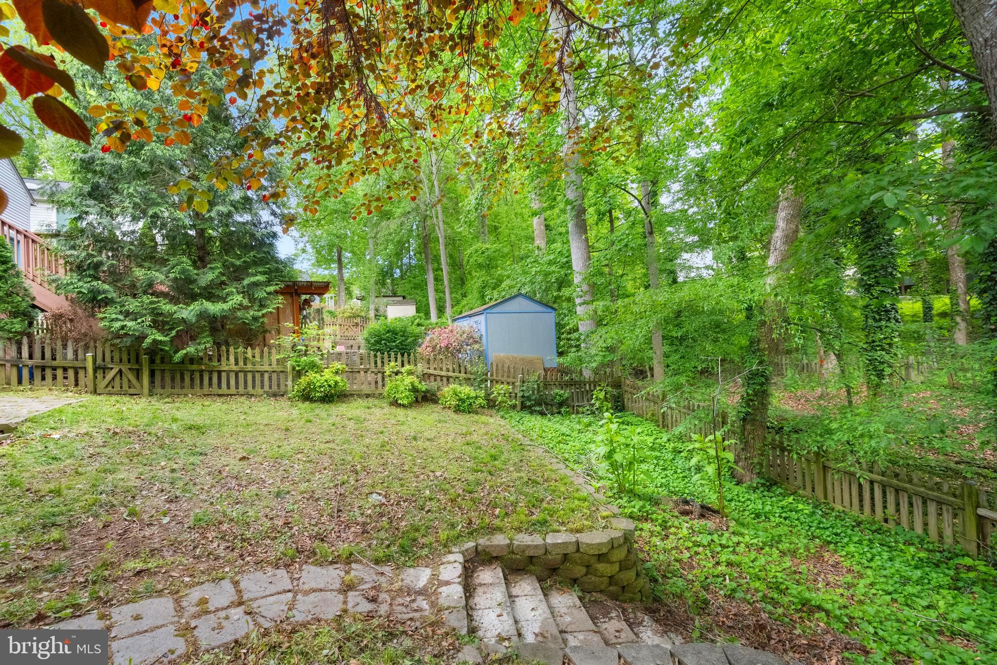 LAKE RIDGE - Residential