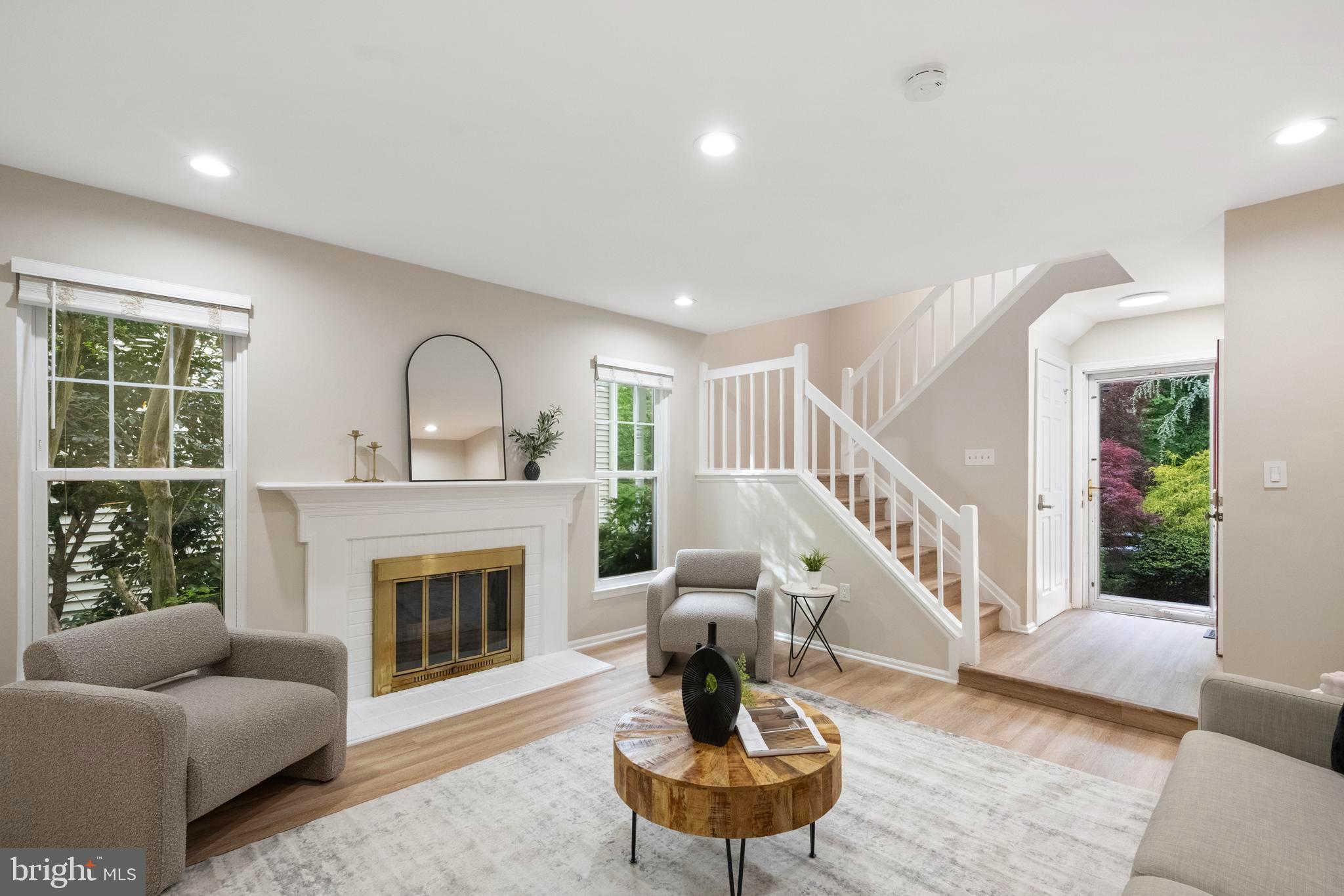 LAKE RIDGE - Residential