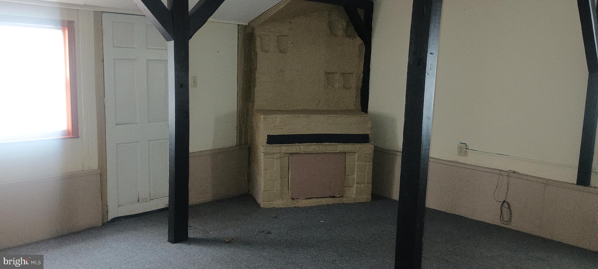 PATRICK HENRY ESTATES - Residential