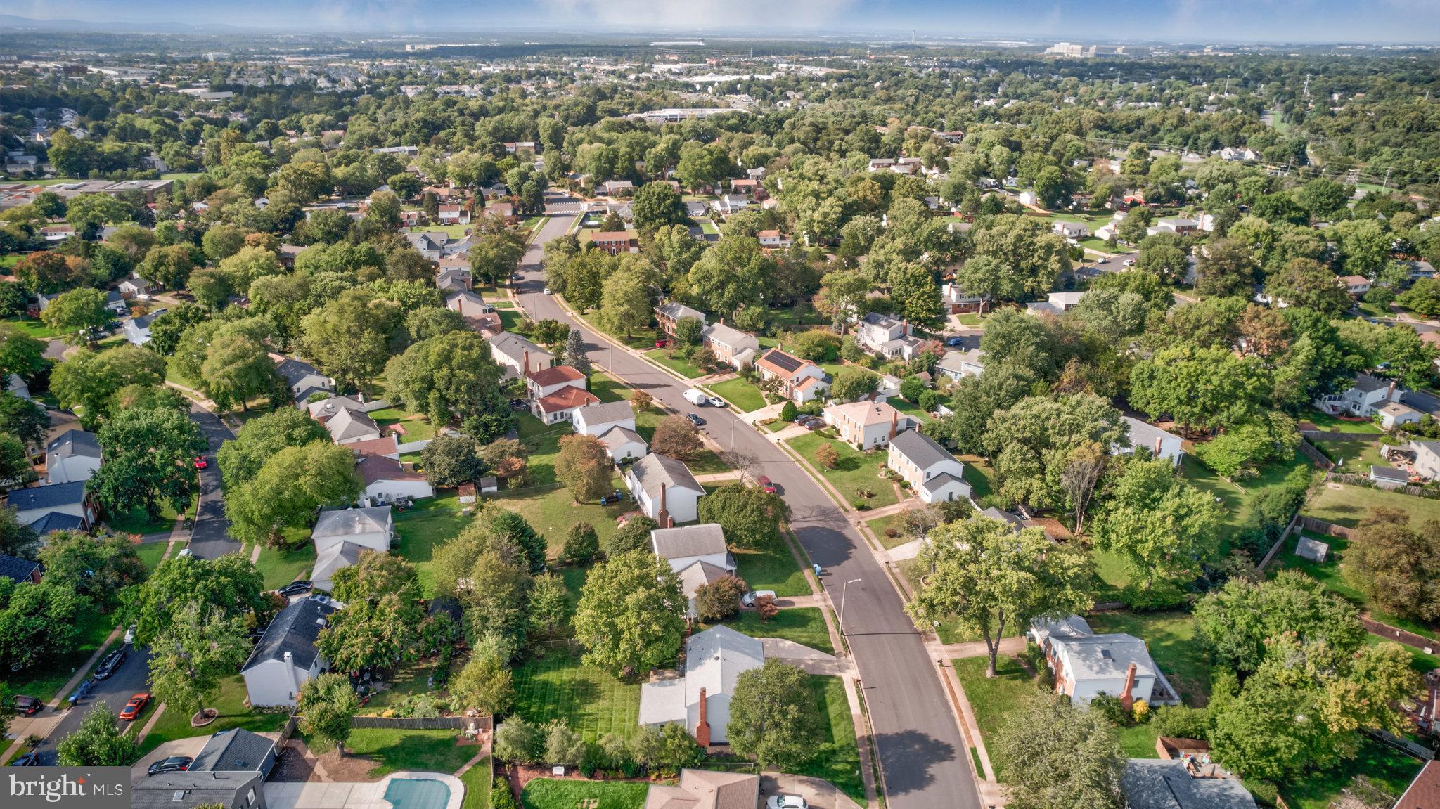 BROOKFIELD - Residential