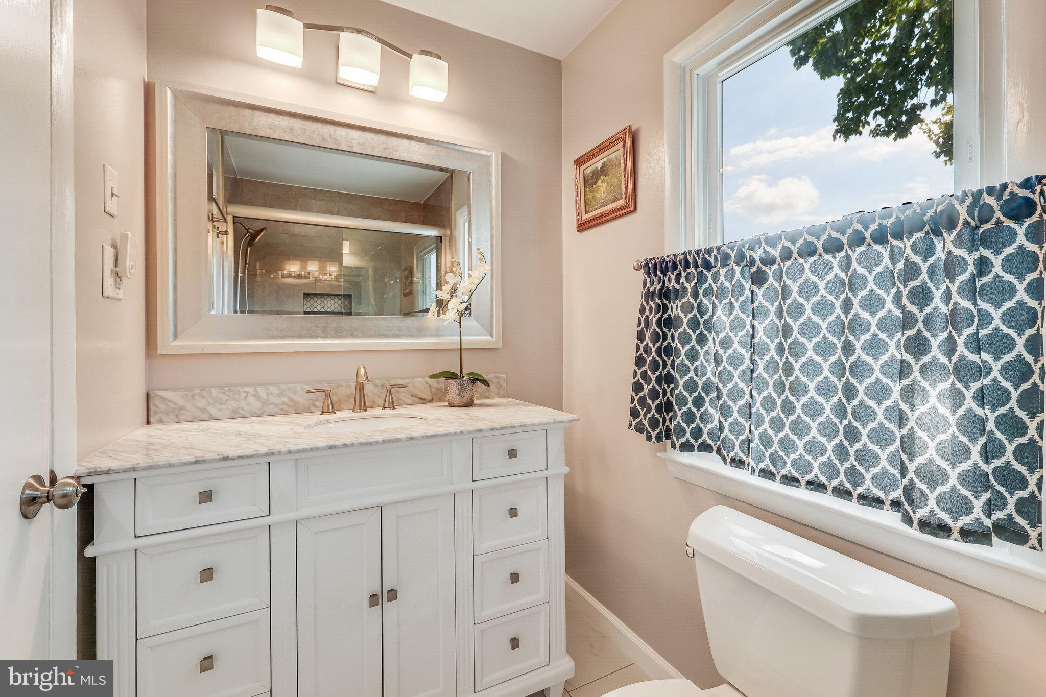 BROOKFIELD - Residential