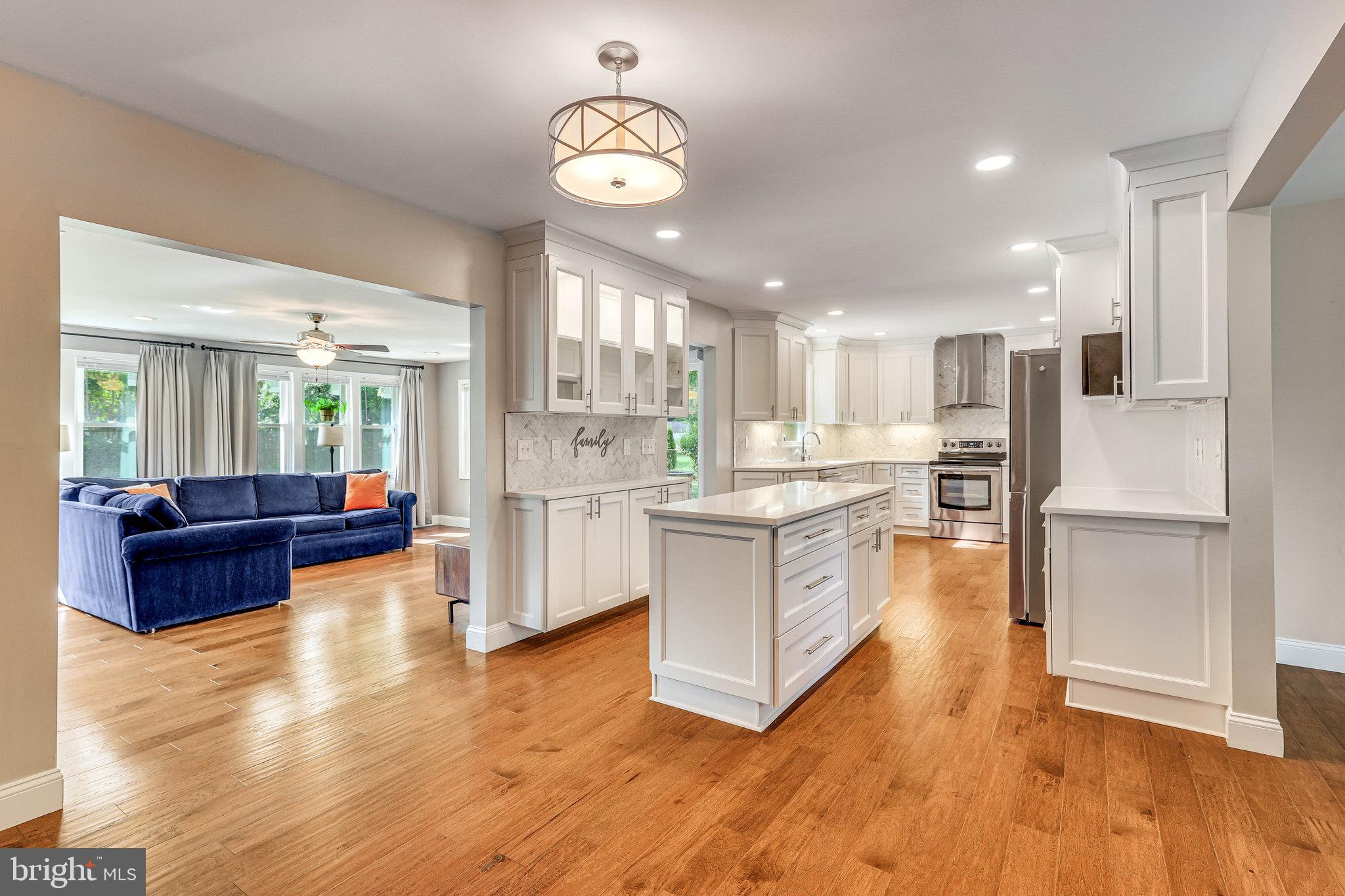 BROOKFIELD - Residential