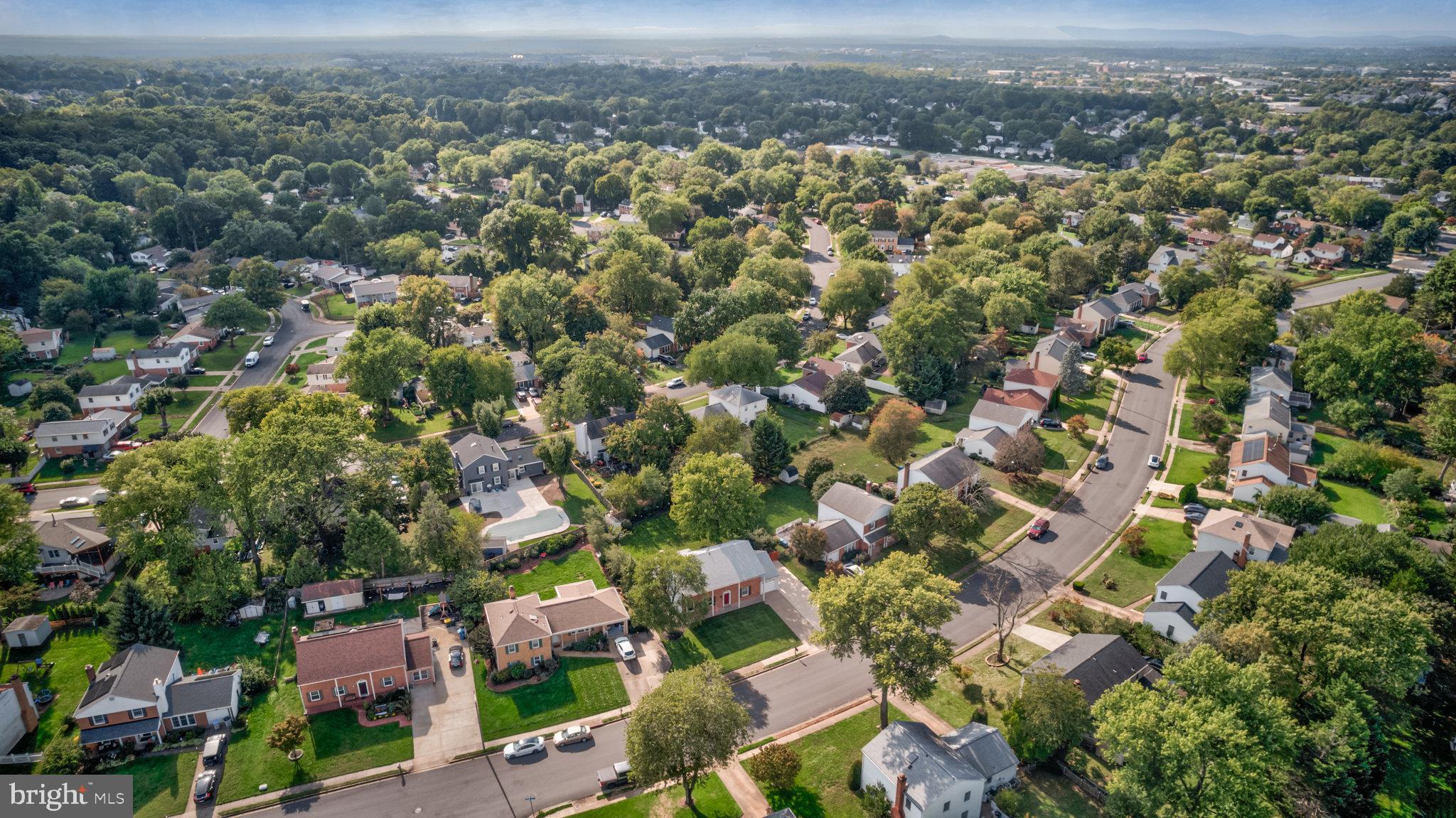 BROOKFIELD - Residential