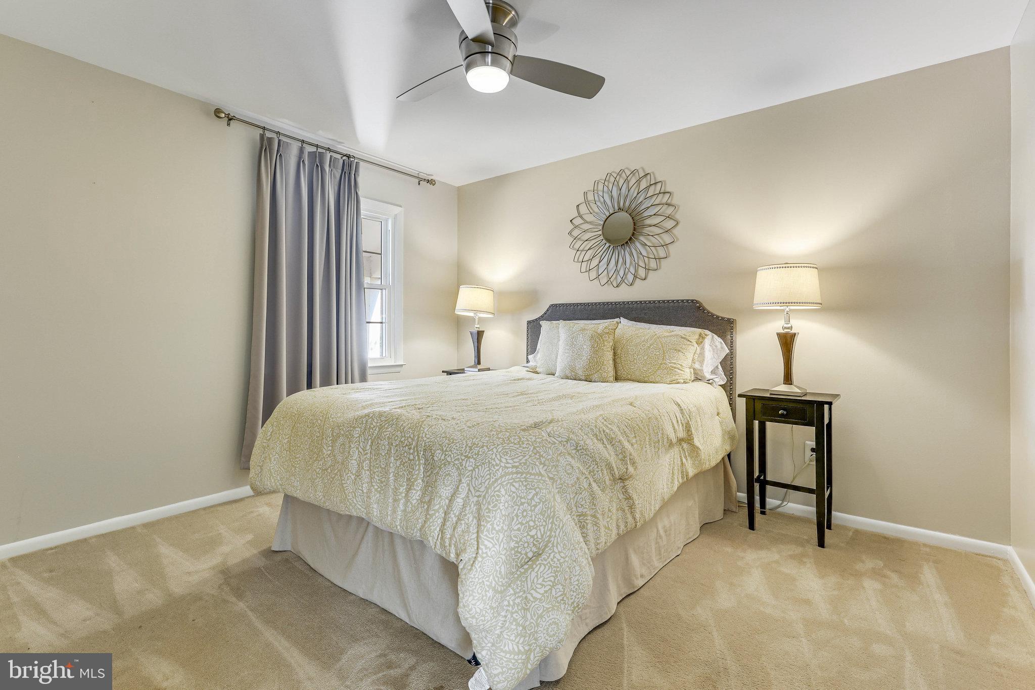 BROOKFIELD - Residential