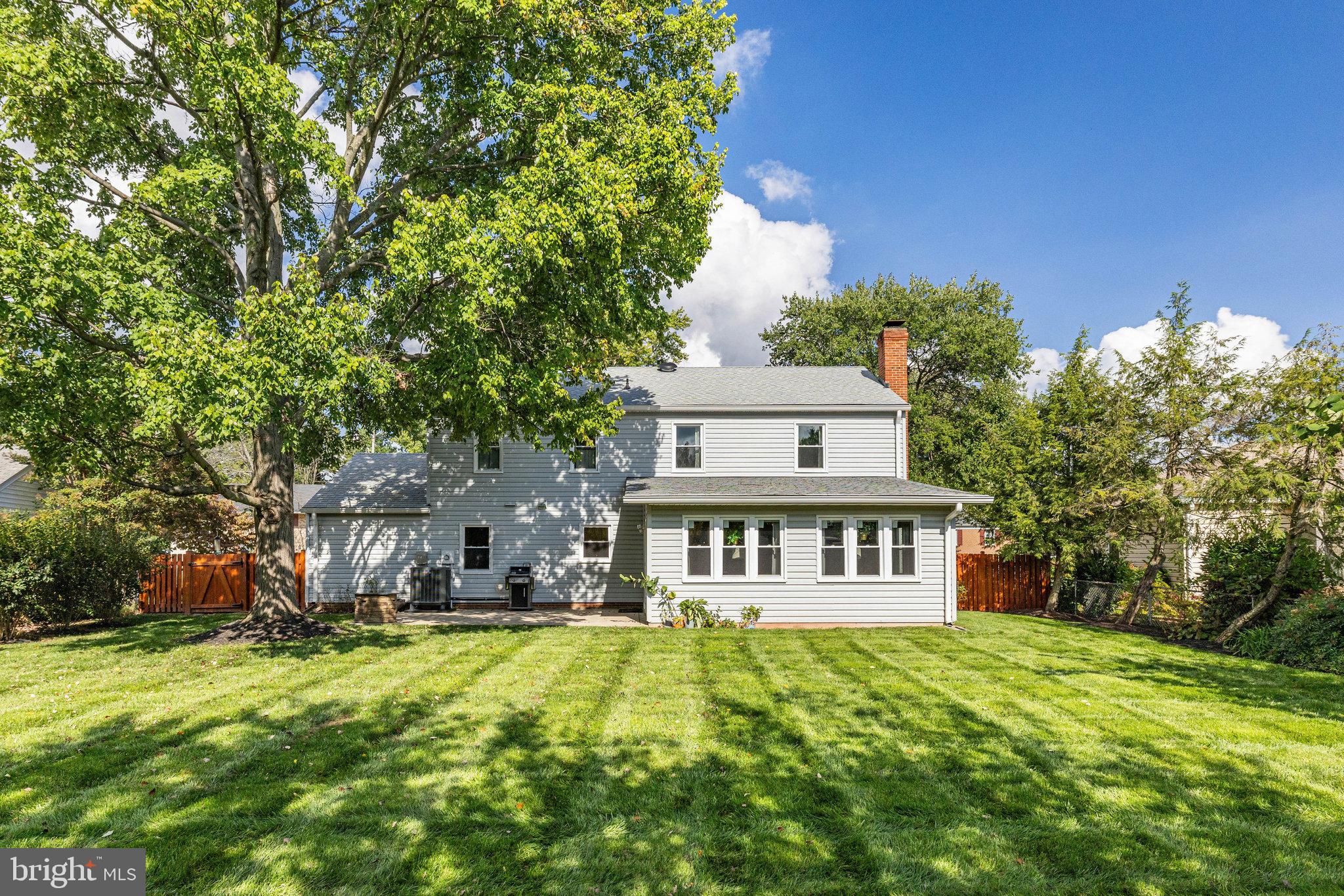 BROOKFIELD - Residential