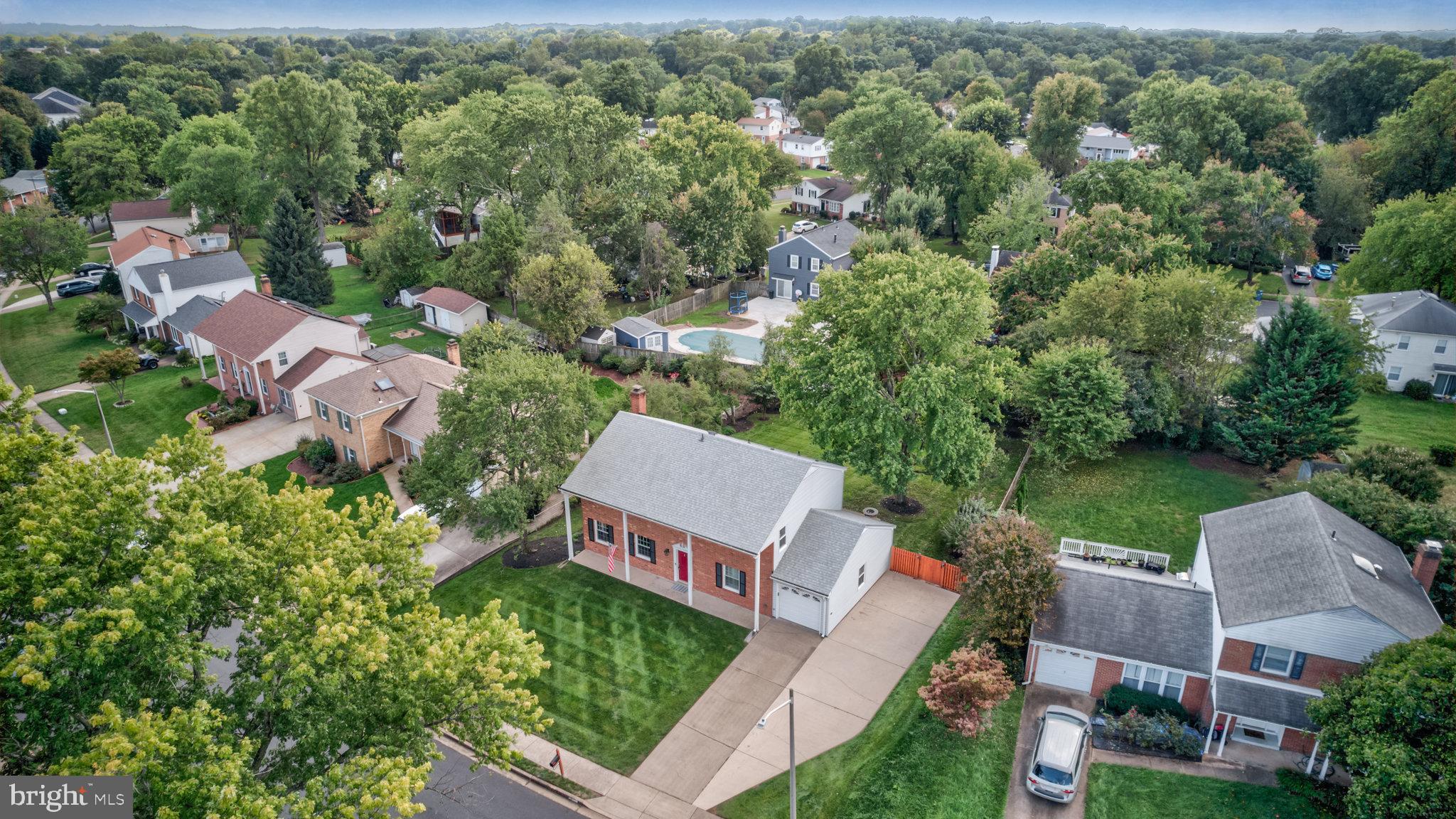 BROOKFIELD - Residential