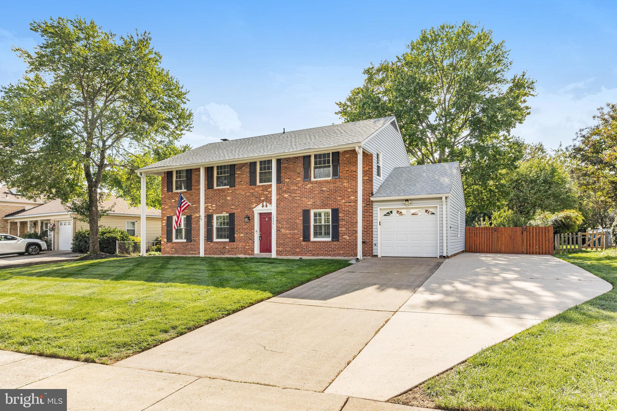 BROOKFIELD - Residential