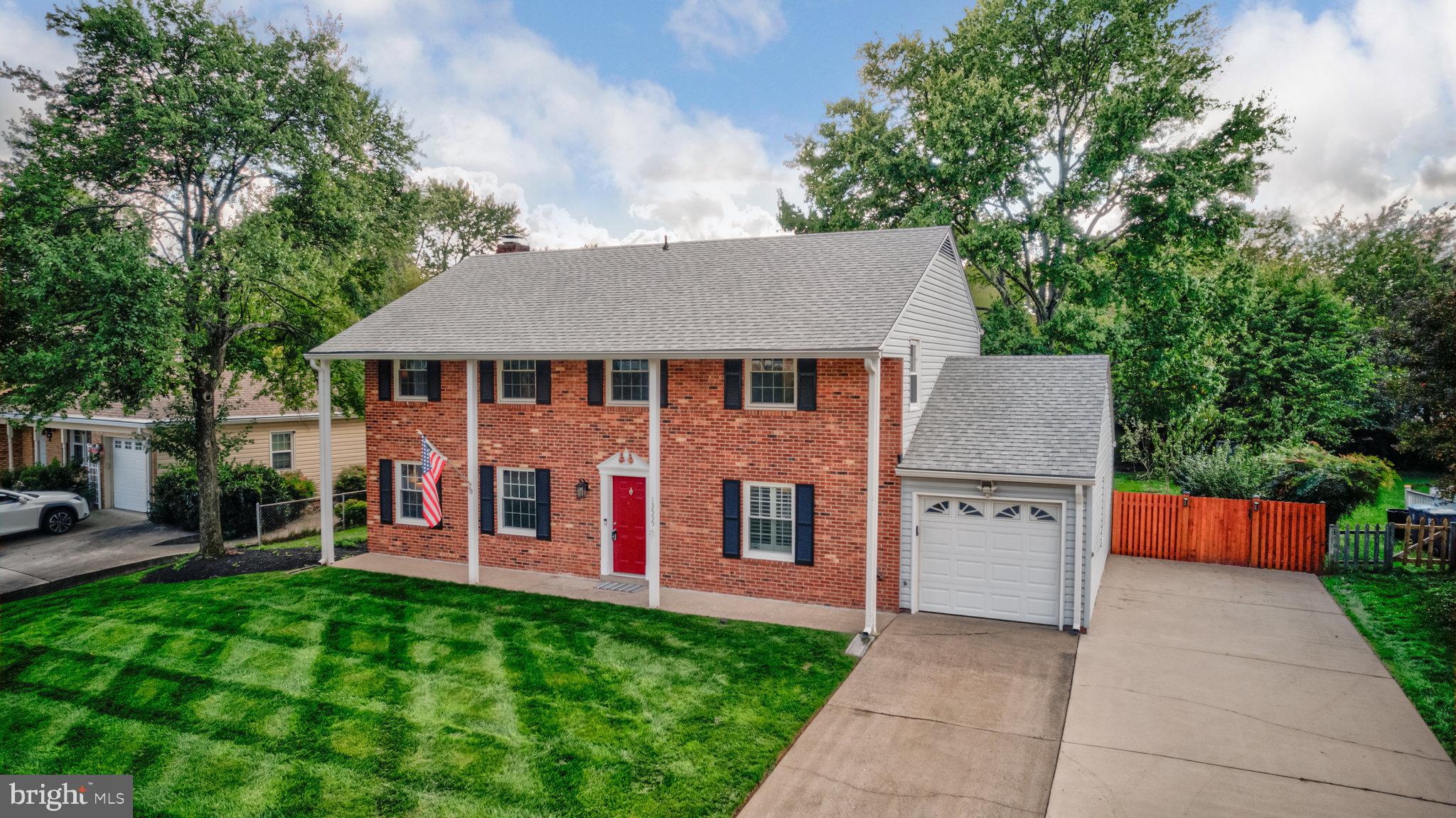 BROOKFIELD - Residential