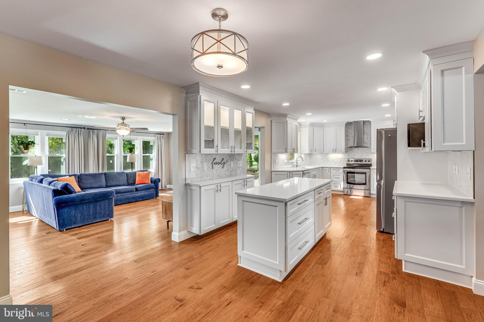 BROOKFIELD - Residential