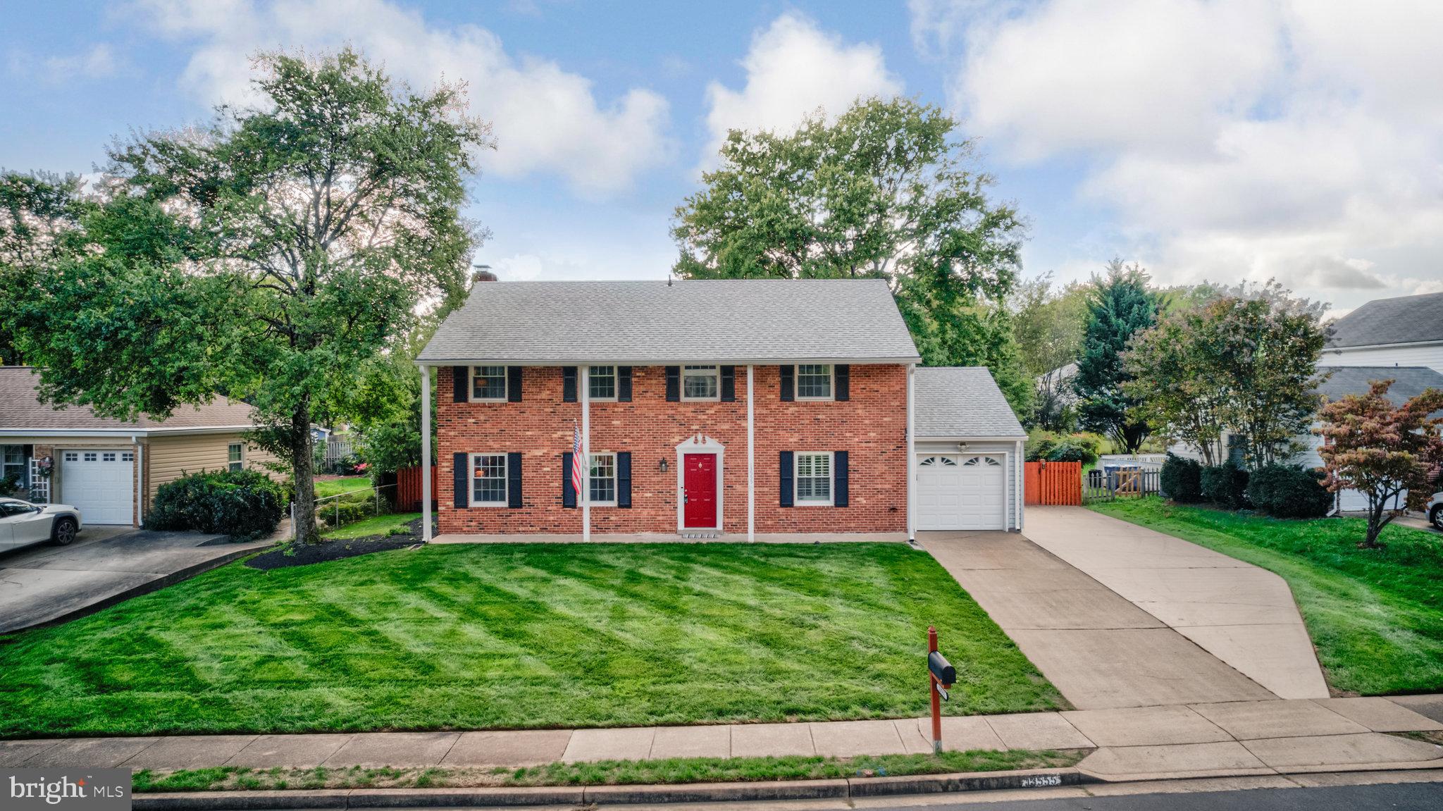 BROOKFIELD - Residential