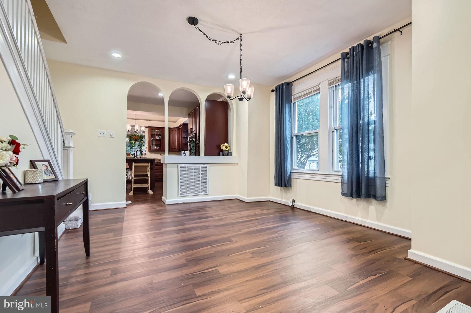 HAMILTON HEIGHTS - Residential