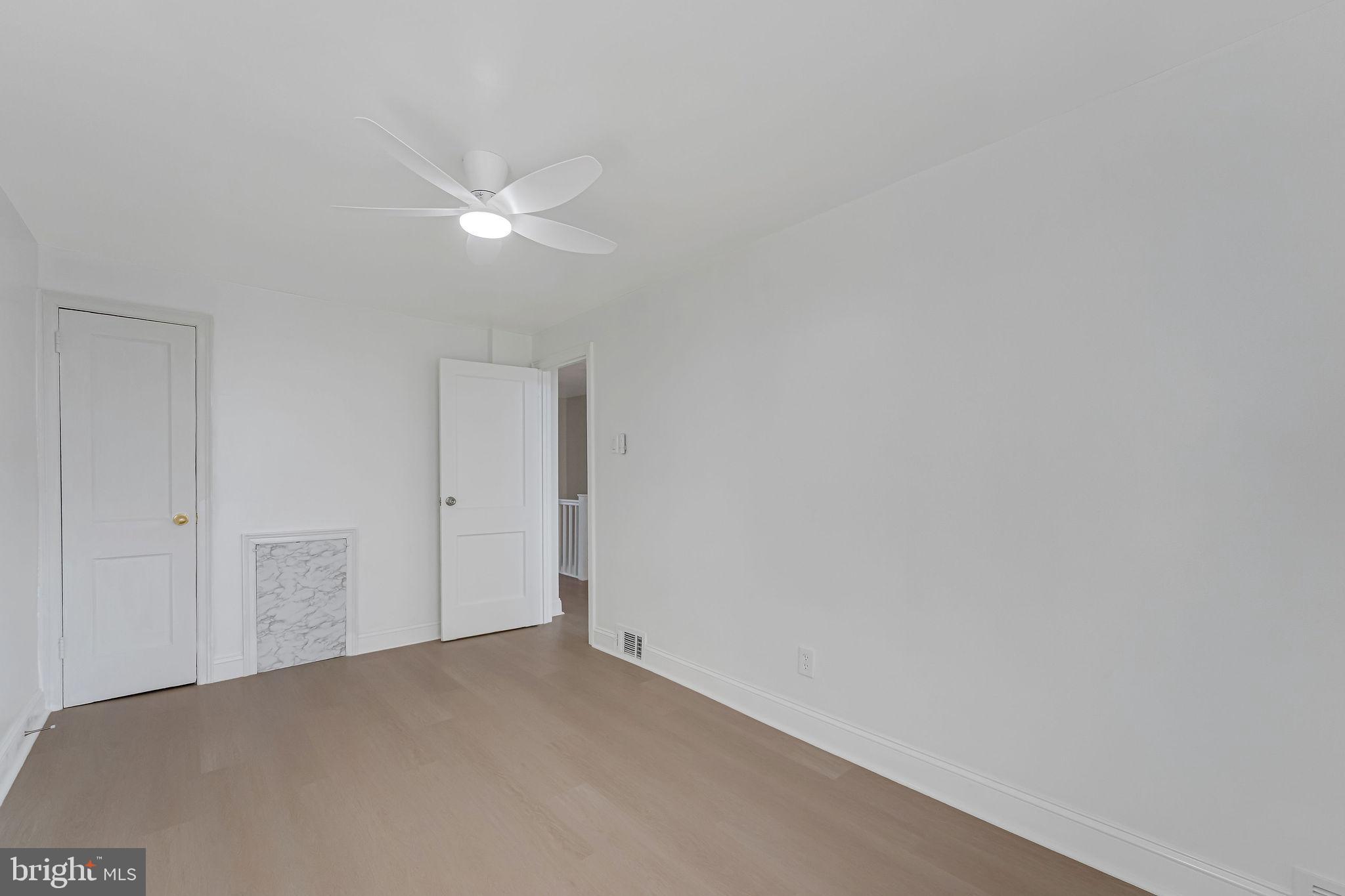 FRANKFORD - Residential