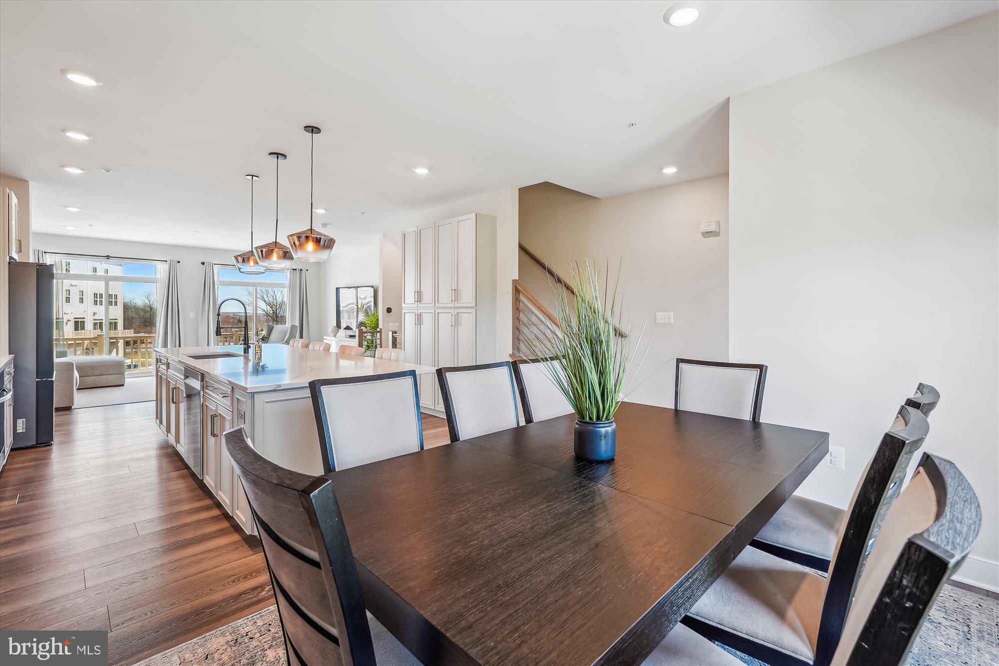 DOWNTOWN BRAMBLETON - Residential Lease