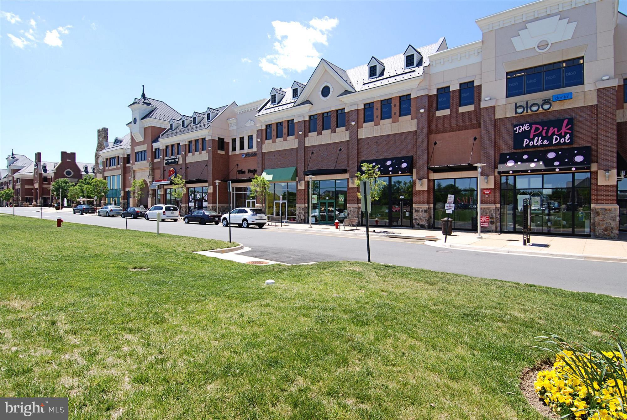 DOWNTOWN BRAMBLETON - Residential Lease