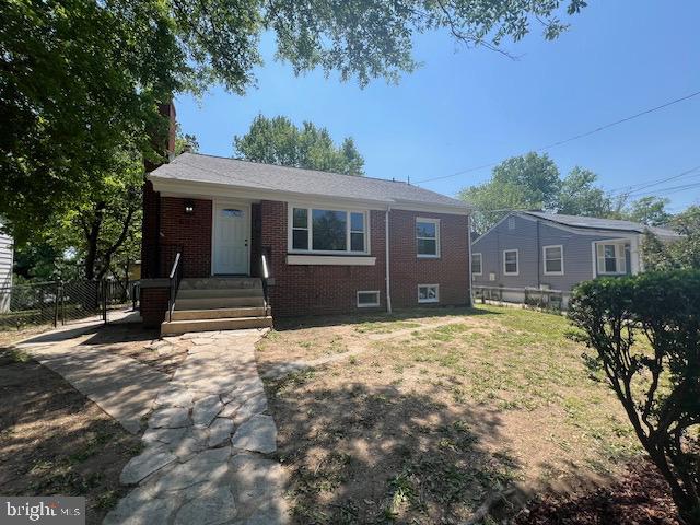 QUEENS CHAPEL MANOR - Residential