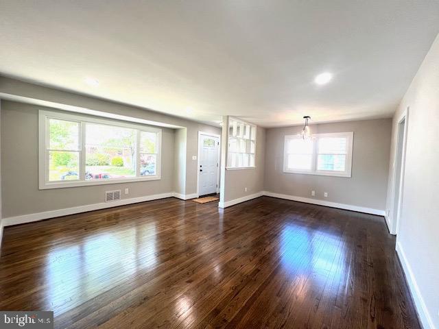 QUEENS CHAPEL MANOR - Residential