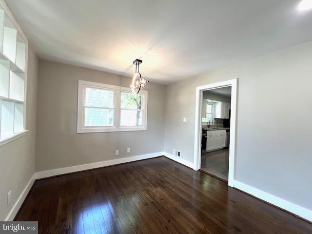 QUEENS CHAPEL MANOR - Residential