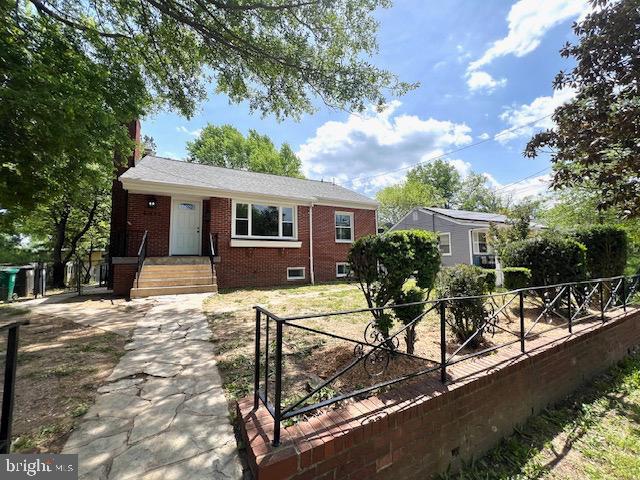 QUEENS CHAPEL MANOR - Residential