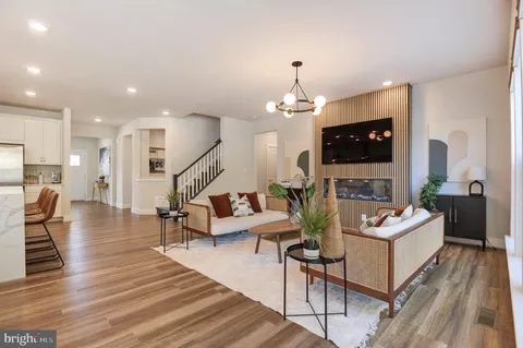 17723 White Campion Way, Dumfries, VA MLS: VAPW2087592