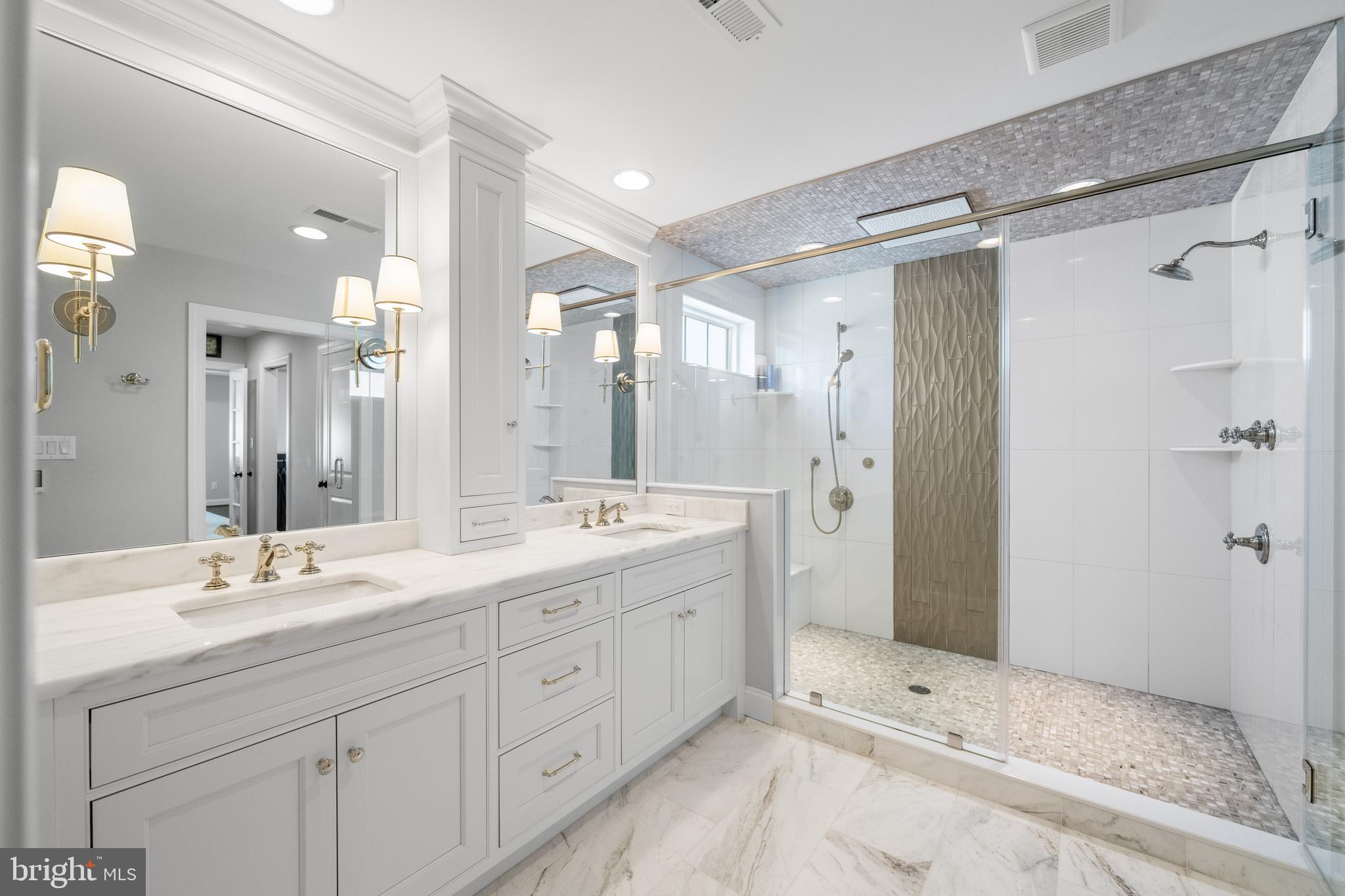 CHAPEL HILL - Residential