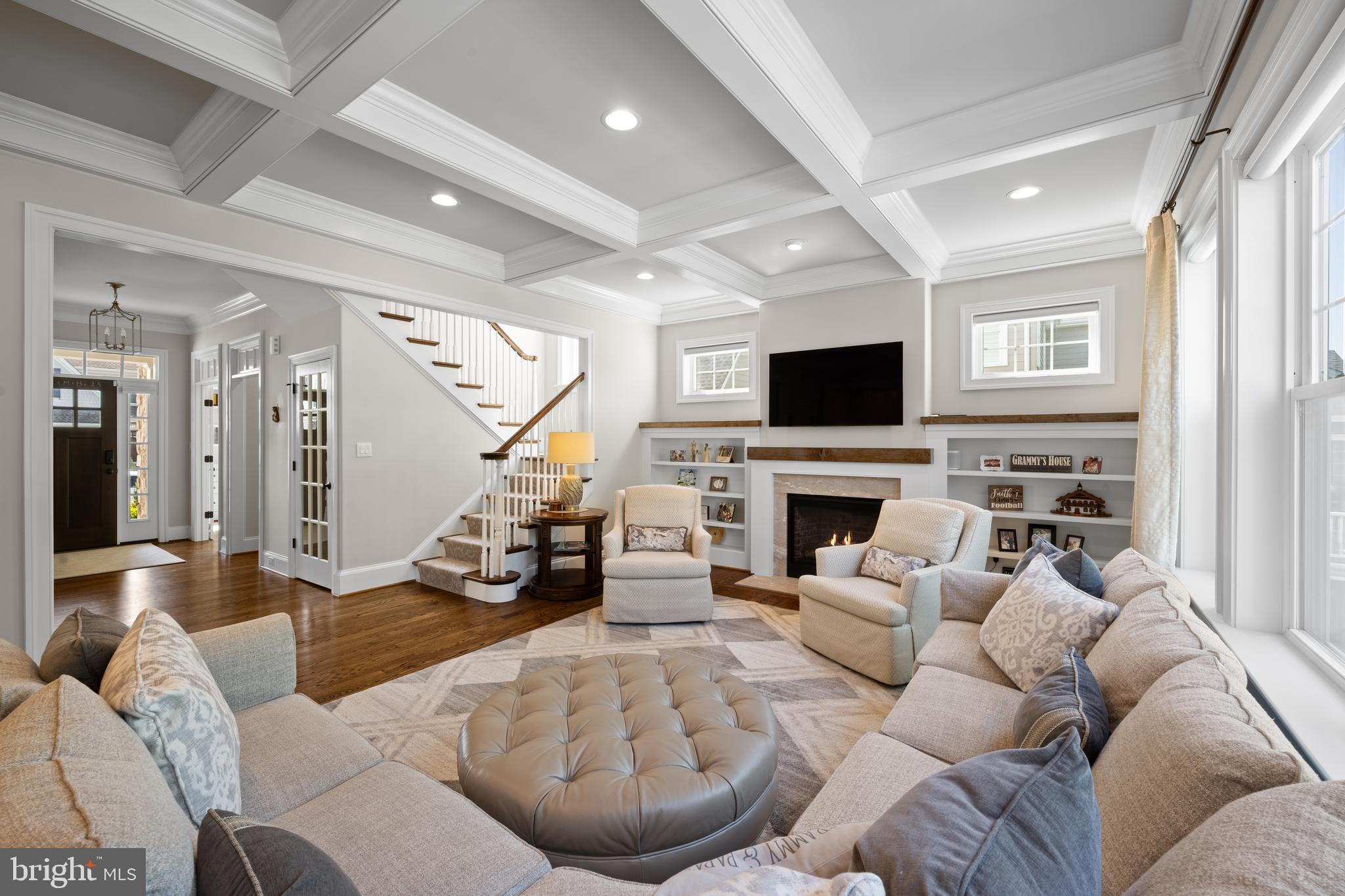 CHAPEL HILL - Residential