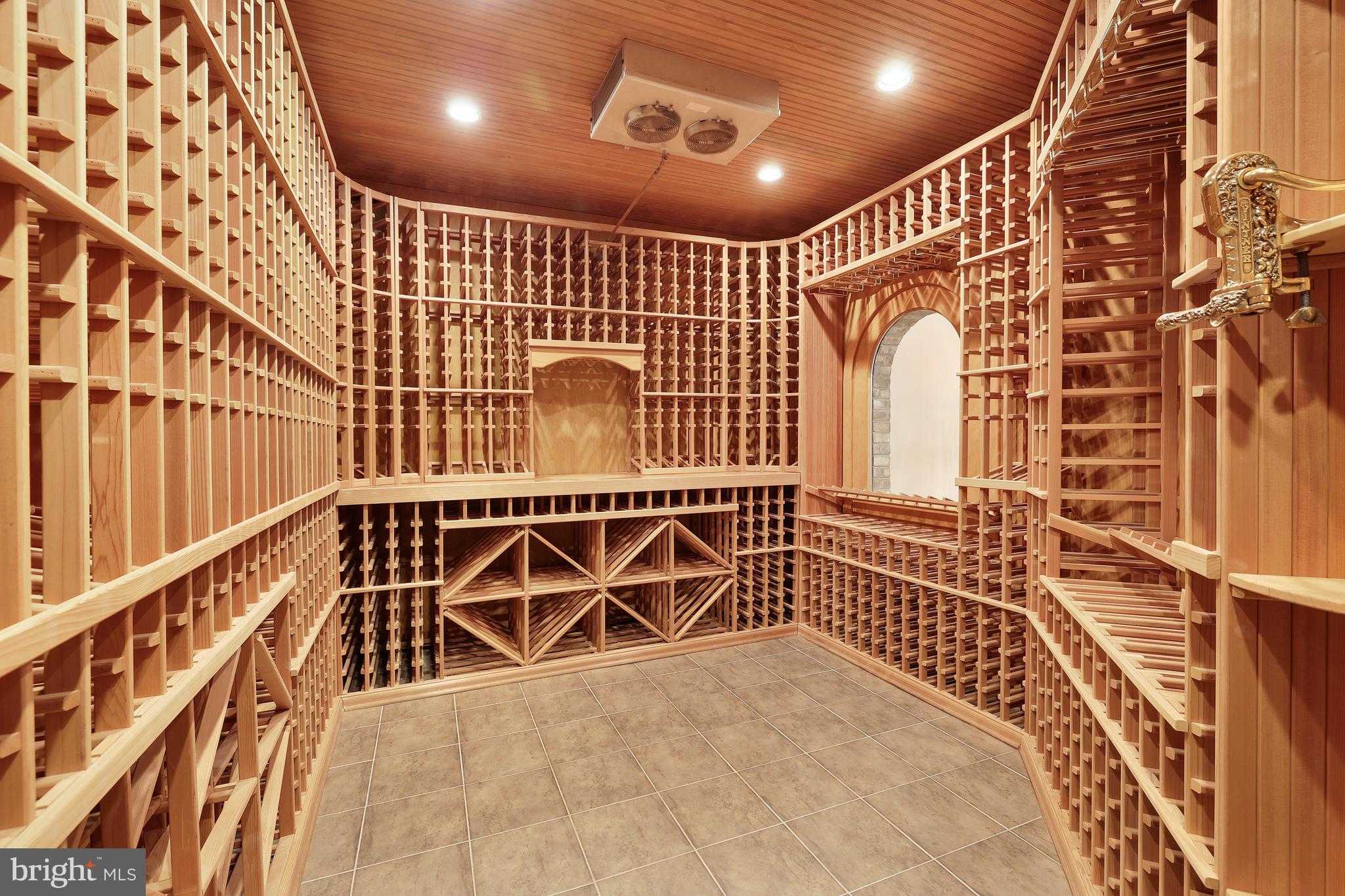 LANGLEY FOREST - Residential