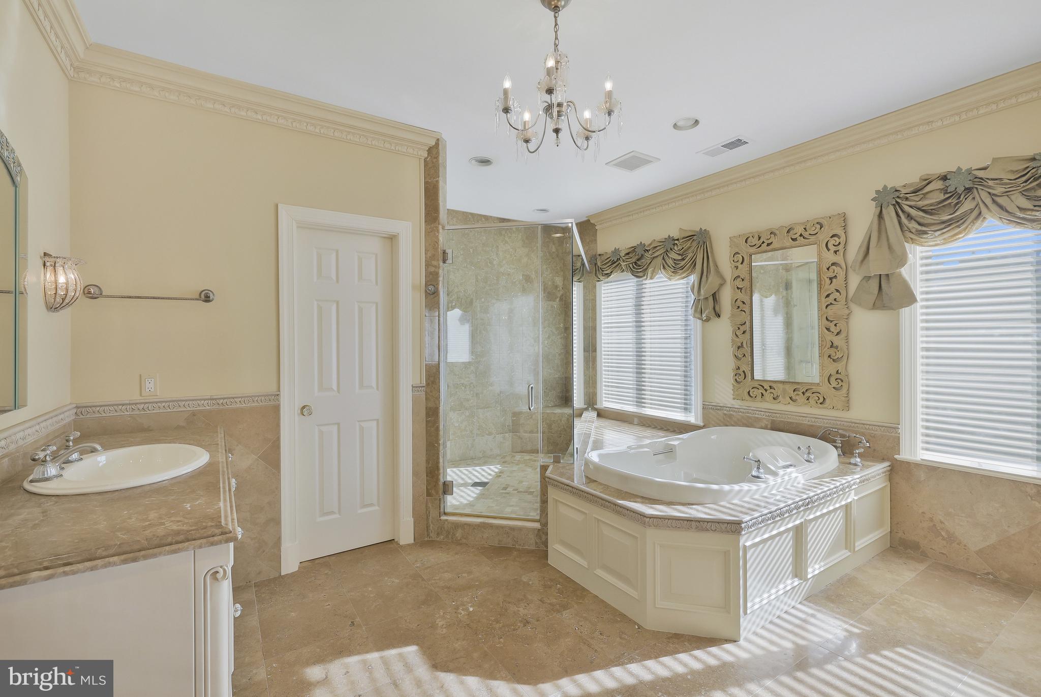 LANGLEY FOREST - Residential