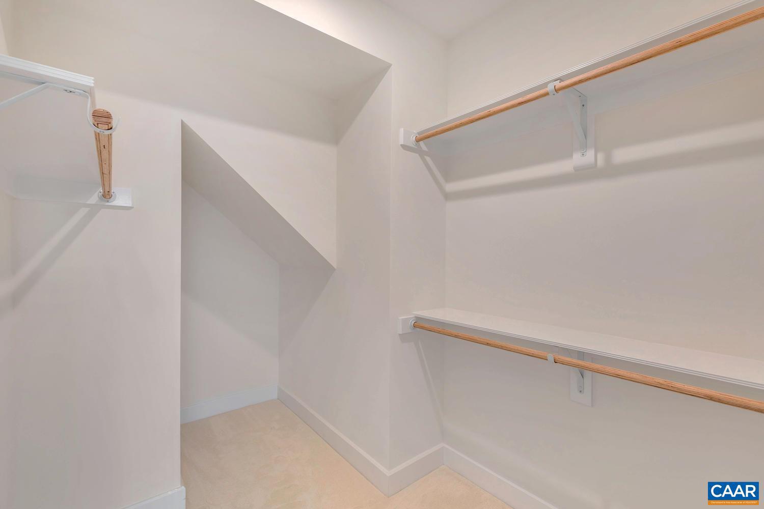 OLD TRAIL - Residential