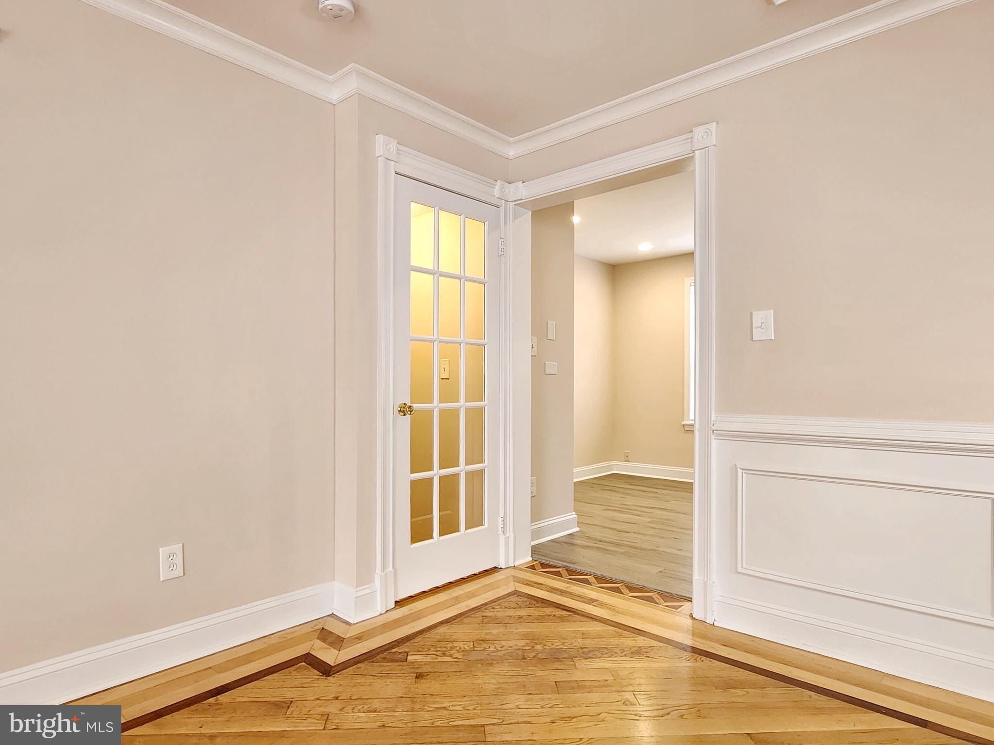 TUDOR OAKS (TH) - Residential