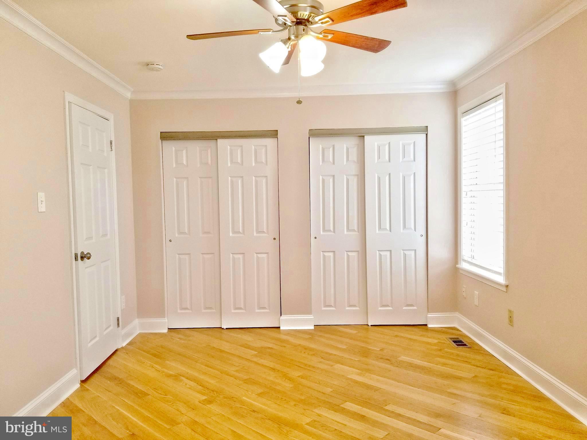 TUDOR OAKS (TH) - Residential